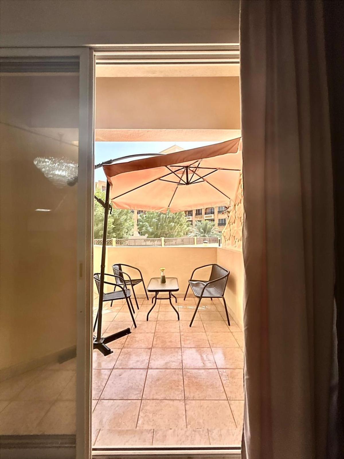 2 Bedroom Al Marjan Island Near The Apartment