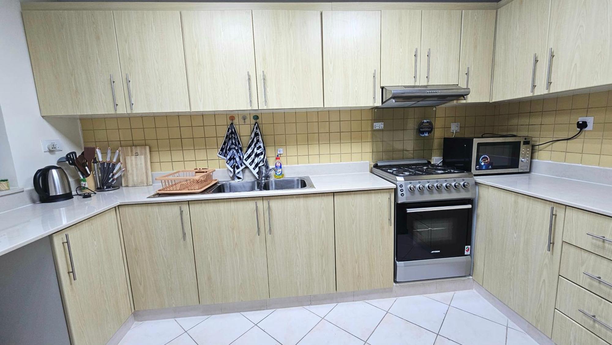 2 Bedroom Al Marjan Island Near The *