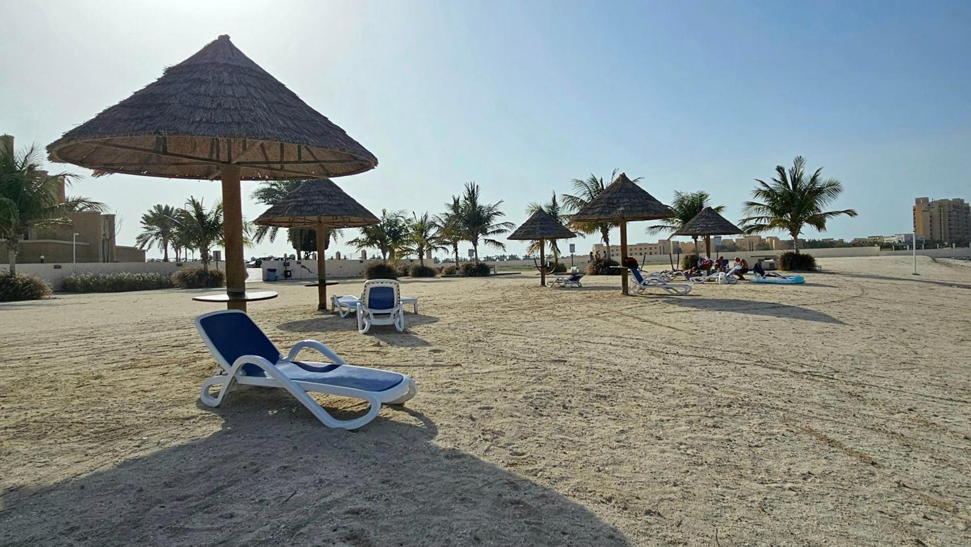 2 Bedroom Al Marjan Island Near The Apartment